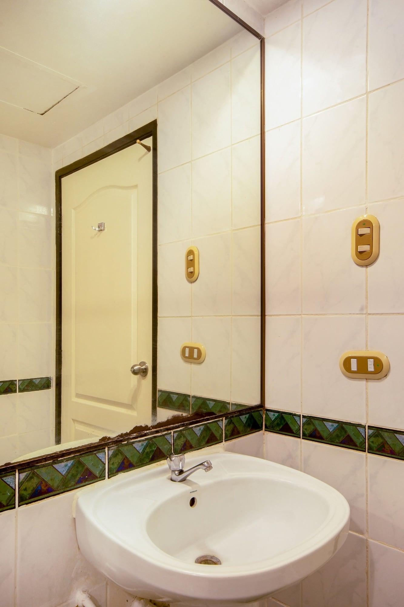 Palladium Suites Hotel Себу Экстерьер фото