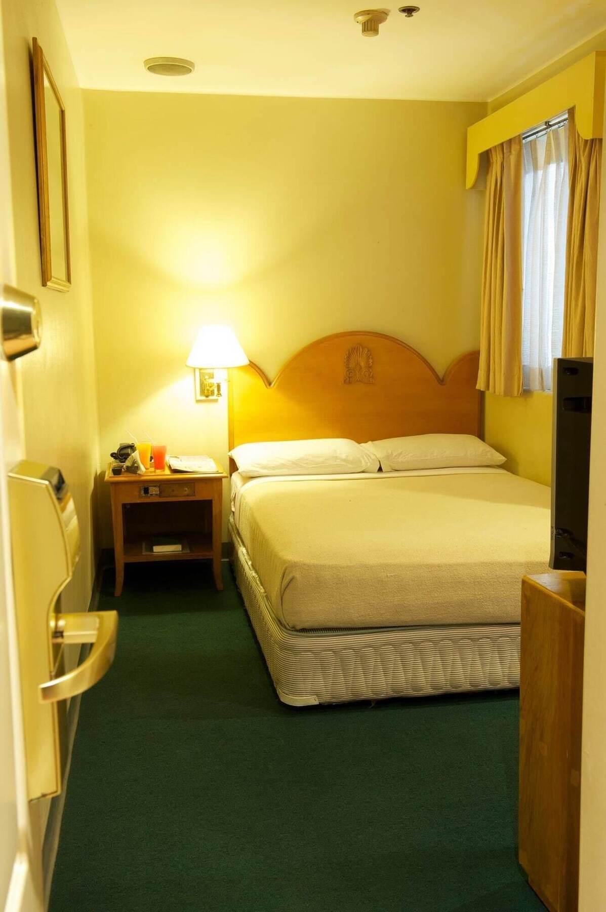 Palladium Suites Hotel Себу Экстерьер фото